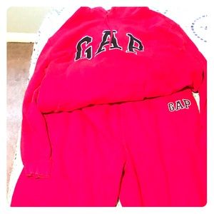 GAP sweatsuit